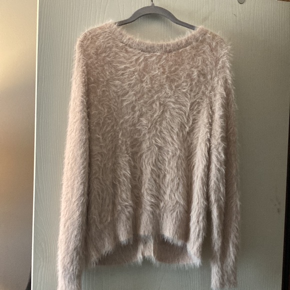 Soft and Cozy Button Down sweater - Picture 4 of 6